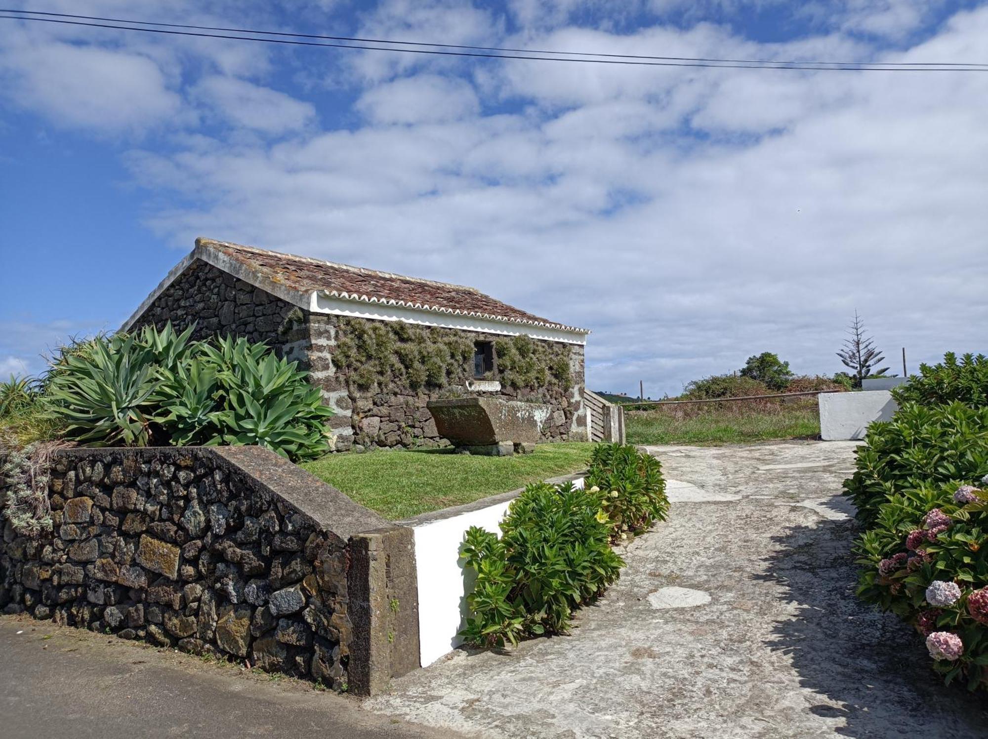 Rosario Guest House Lajes Exterior photo